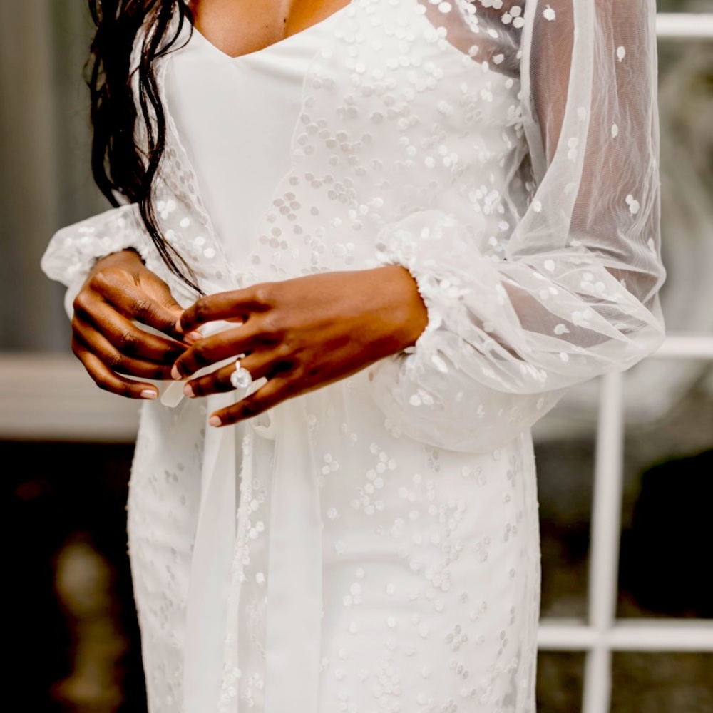 NWT Camille Le Rose Bridal Robe Lace Small